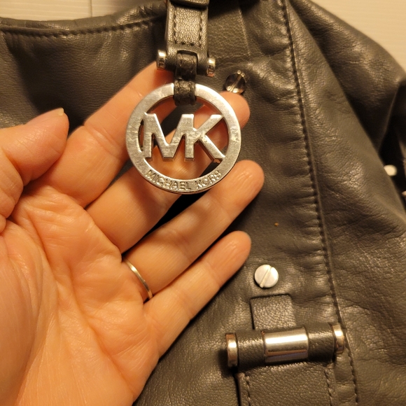 Michael Kors Bag - Picture 2 of 6
